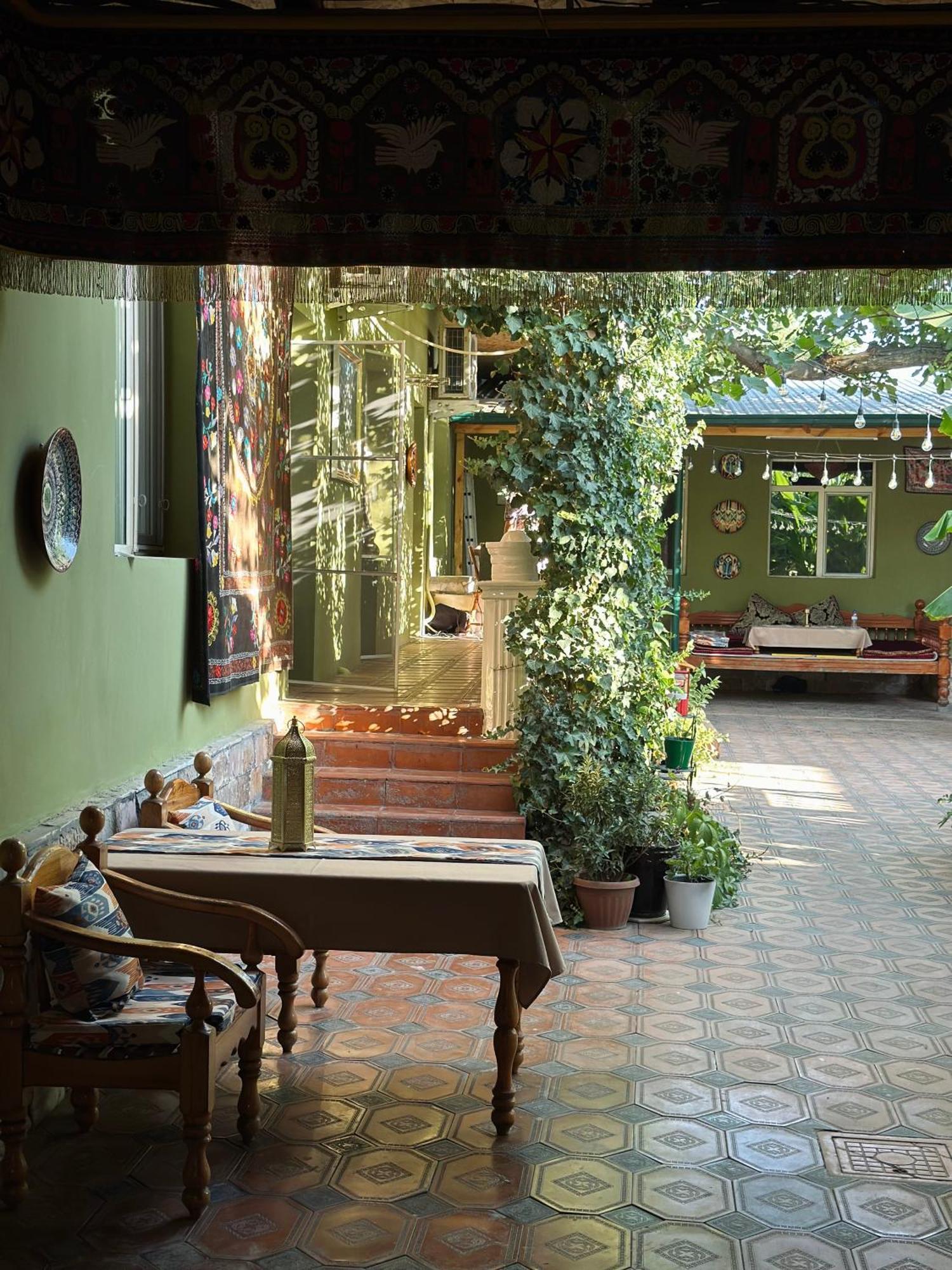 Green Yard Boutique Guesthouse Taschkent Exterior foto
