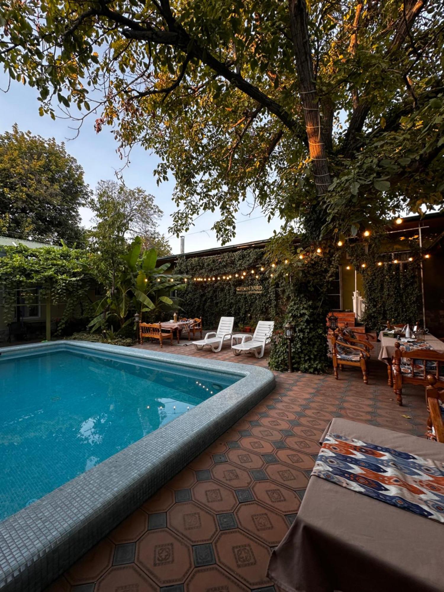 Green Yard Boutique Guesthouse Taschkent Exterior foto